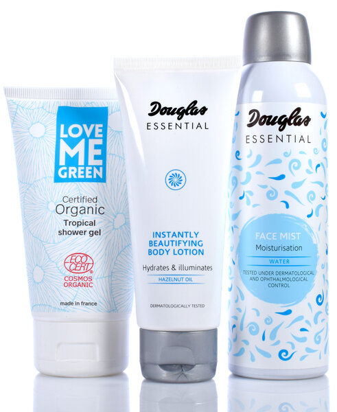 Douglas essential zestaw kosmetyków + gratis
